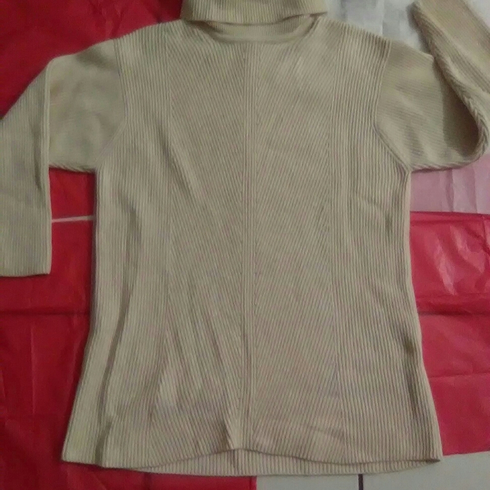 🟦 JEANNE PIERRE Beige Cowl Neck Sweater